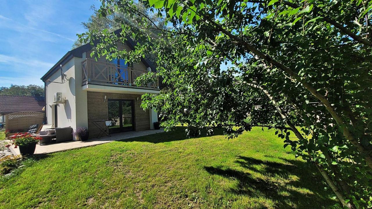 Nadmorska Osada Villa Oslonino Exterior photo